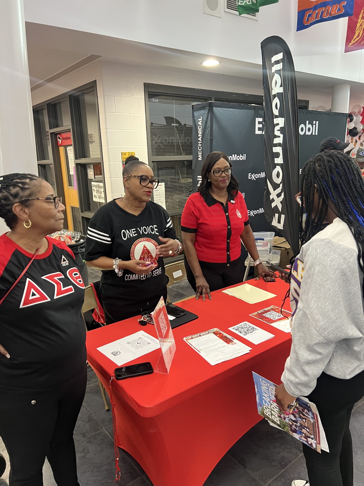 Sorors sharing college and career resources at the Goose Creek College and Career Fair